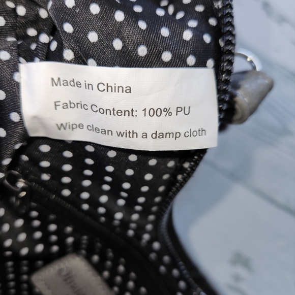 Olivi & KATE Gray Hobo Bag w/ Eyelet Details NWT - Picture 7 of 9